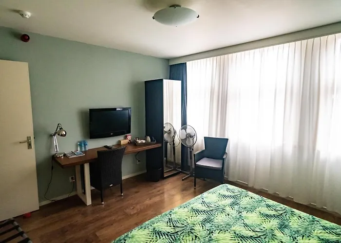 Posthoorn Bed & Breakfast 3*