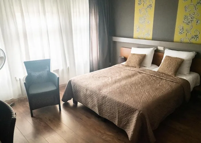 Posthoorn Bed & Breakfast 3*